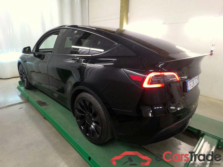 Tesla Model Y Performance AWD 5d #4