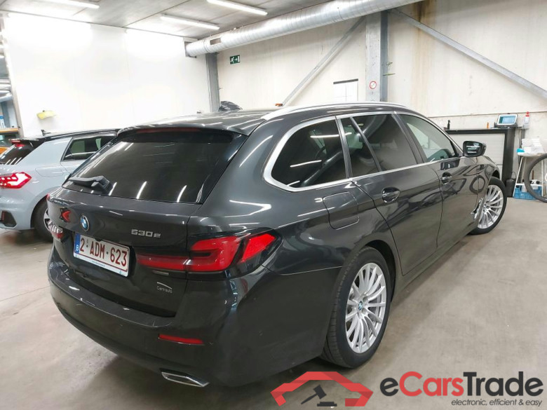 BMW - BMW 5 TOURING 530e 292PK Business Edition With Dakota Powered Mem Comfort Seats & Heated Front & Rear & Driving Assistant Pack & Harman Kardon & Trailer Towing Hook & Sun Roof   * HYBRID * #2