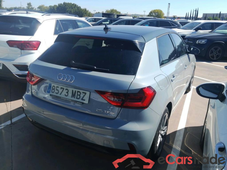 AUDI A1 / 2018 / 5P / berlina con portón Sportback Advanced 25 TFSI 70kW (95CV) (AC) #2