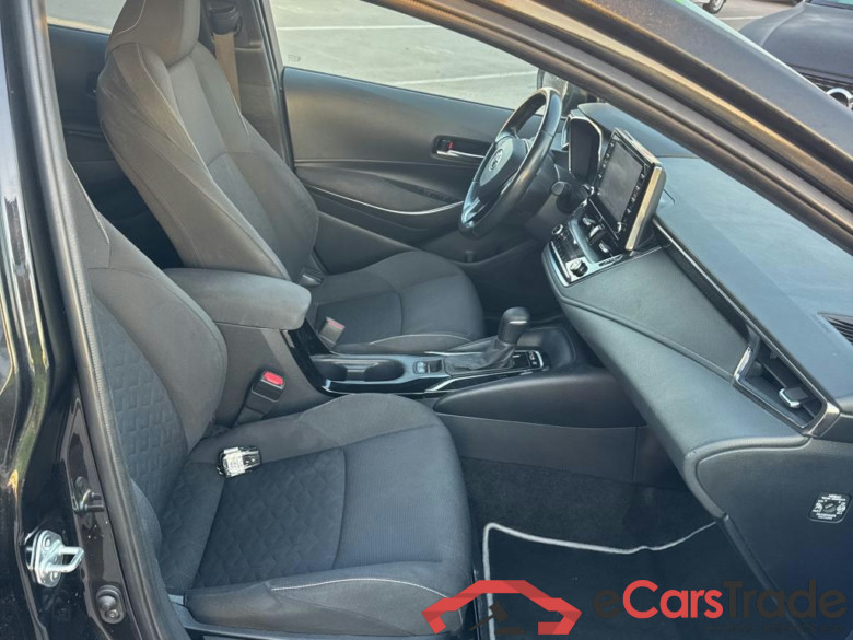 TOYOTA Corolla / 2019 / 5P / familiar 1.8 125H ACTIVE TECH E-CVT TOU SPORT #6