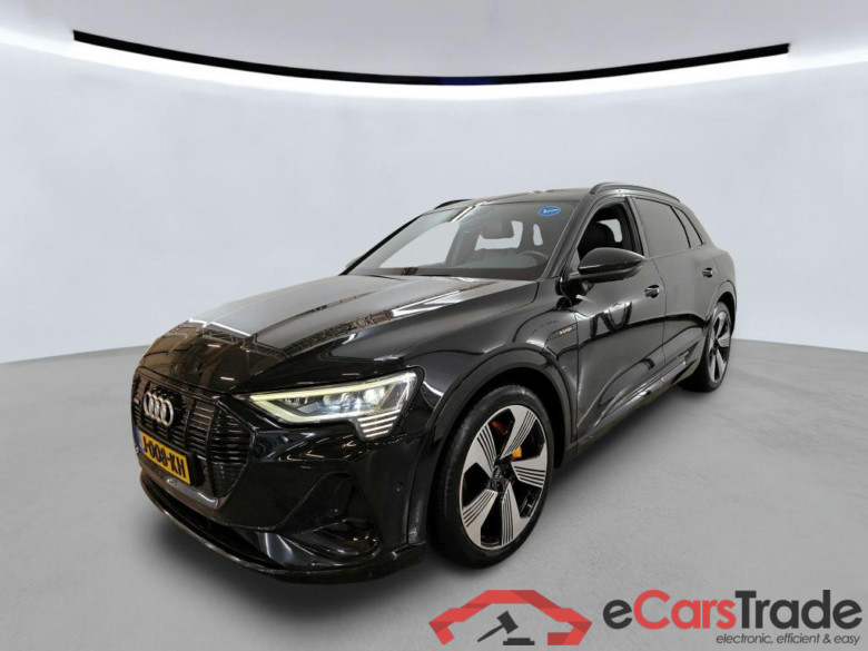 AUDI e-tron 300 kW #1