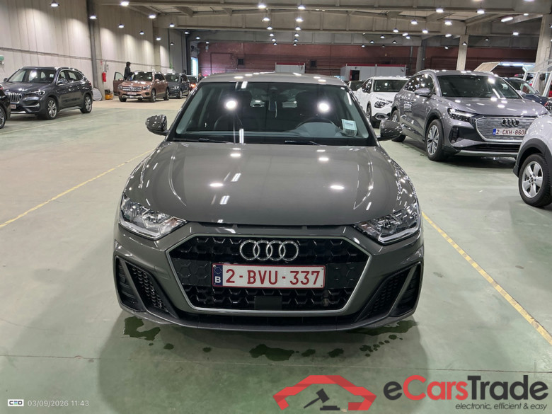 AUDI A1 SPORTBACK 1.0 25 TFSI S TRONIC S LINE BUSINESS ED. #2