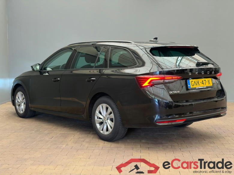 SKODA OCTAVIA COMBI 1.5 TSI Bns. Edition #4