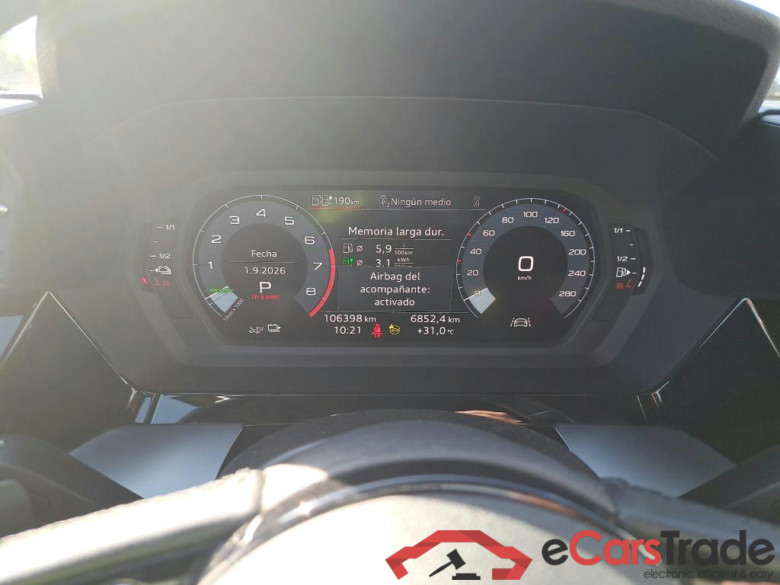 AUDI A3 / 2020 / 5P / berlina con portón Sportback Advanced 40 TFSI e 150kW S tro #4