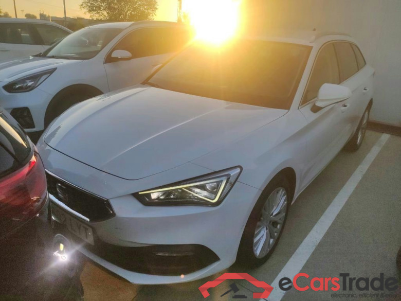 SEAT Nuevo León / 2020 / 5P / familiar SP 1.5 eTSI 110kW DSG S&S Xcellence Go L #1