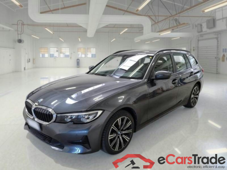BMW SERIE 3 / 2018 / 5P / STATION WAGON 318D 48V BUSINESS ADVANTAGE TOURING AUTO