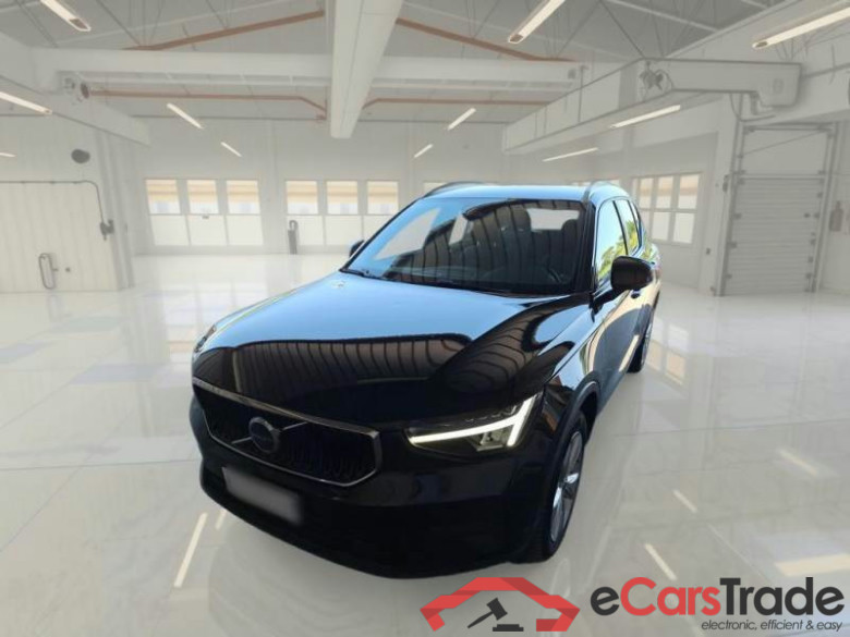 VOLVO XC40 / 2021 / 5P / SUV B3 AUTOMATICO CORE