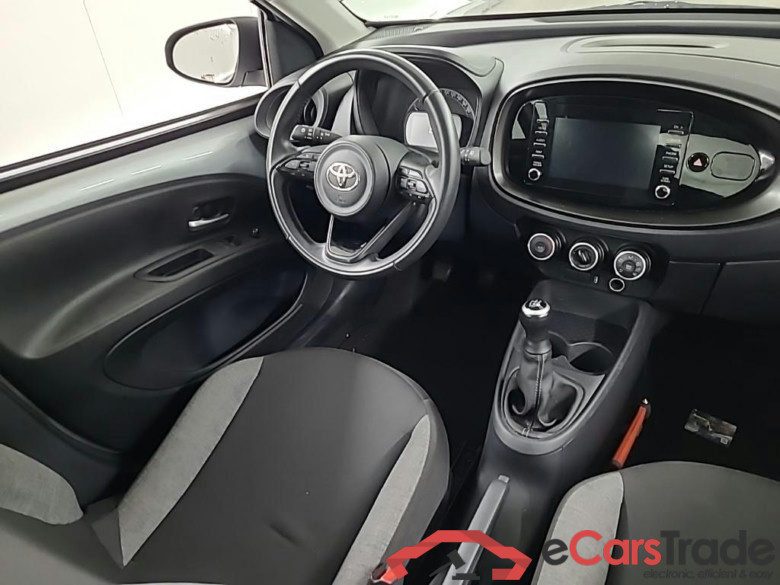 TOYOTA Aygo X 1.0 VVT-I MT play 5D 53kW #6
