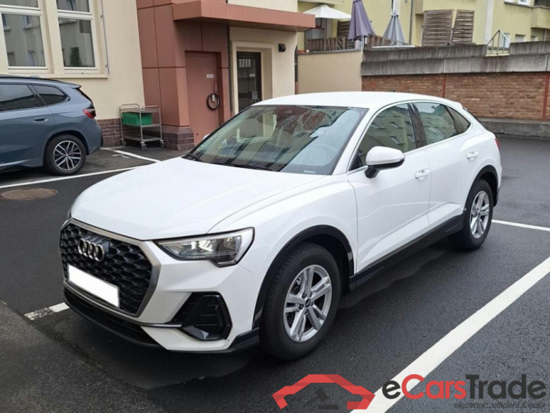 Audi Q3 Sportback  #1
