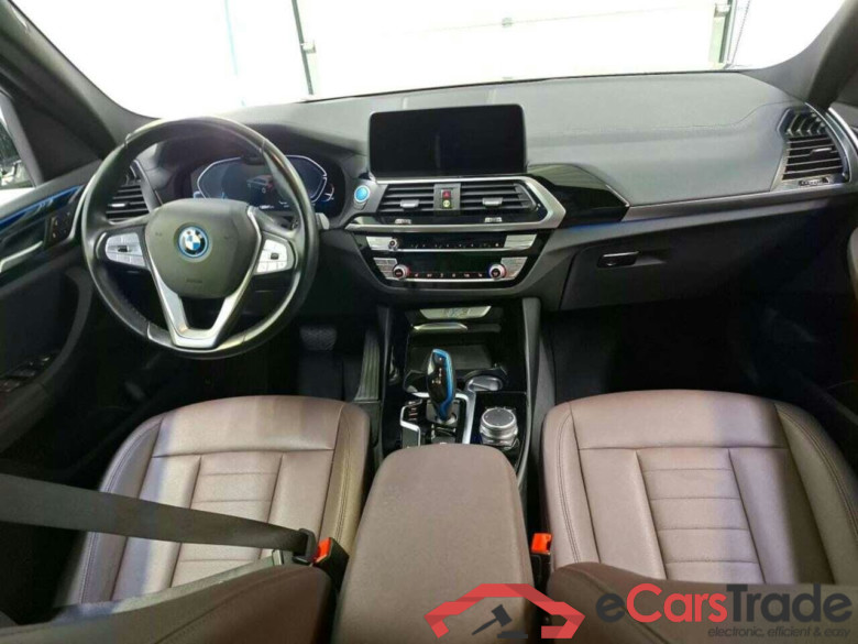 BMW iX3 Executive #3