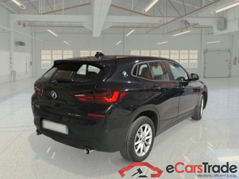 BMW X2 / 2017 / 5P / SUV SDRIVE 18D BUSINESS X #2