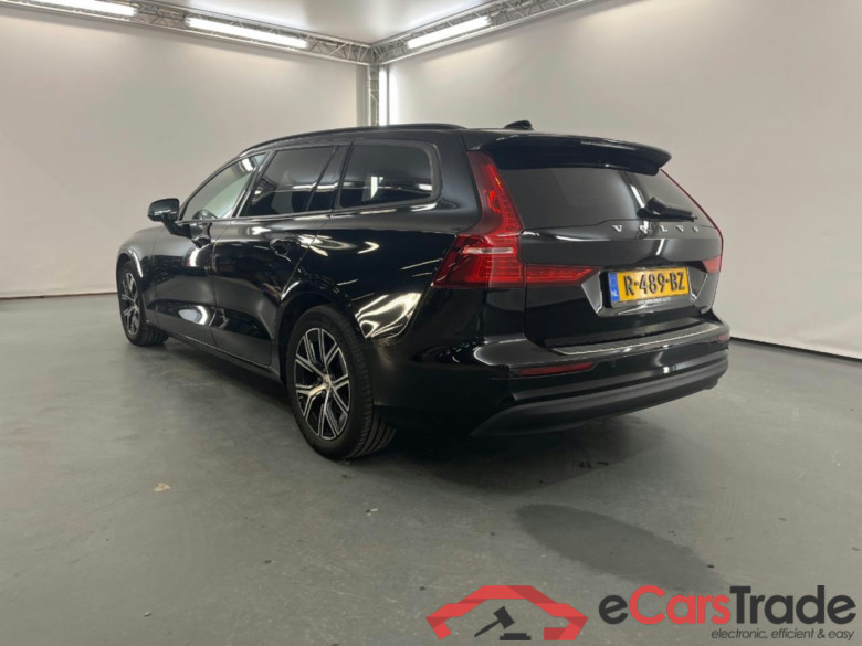 VOLVO V60 2.0 B3 Essential #3