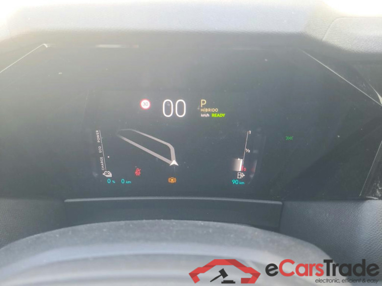 DS DS 4 / 2021 / 5P / berlina con portón E-TENSE 225 BASTILLE + (AC) #4