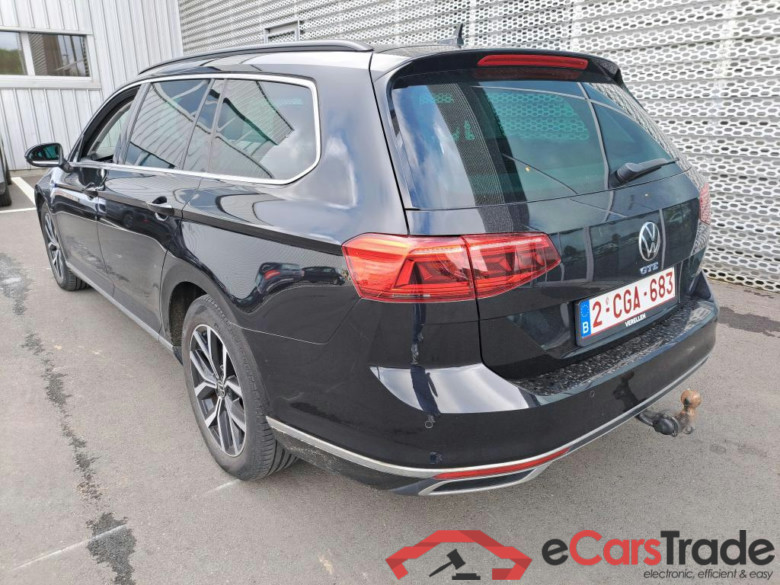 VOLKSWAGEN PASSAT VARIANT 1.4 TSI MSQ VARIANT GTE BUSINESS #3