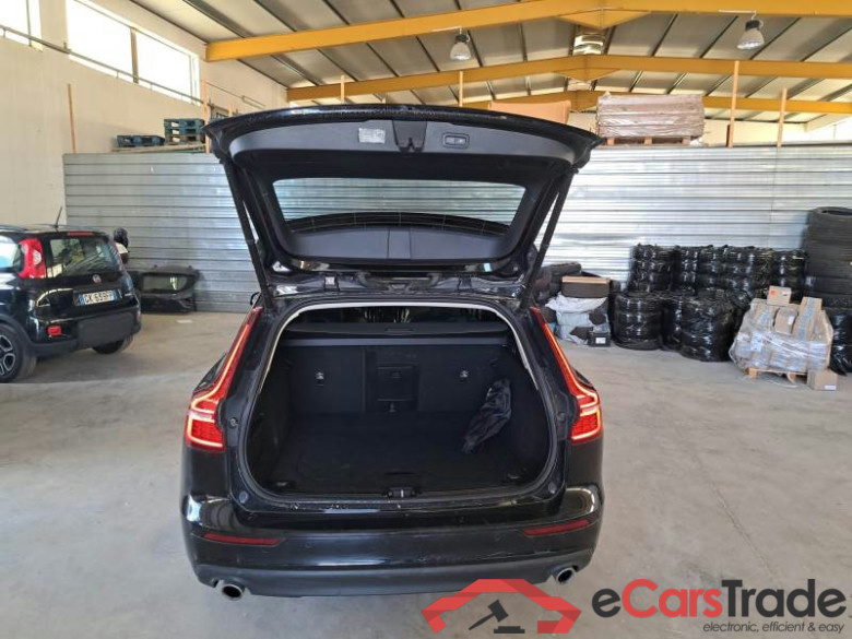VOLVO V60 / 2019 / 5P / STATION WAGON B4 D AUTOM.MOM.BUSINESS PRO #5
