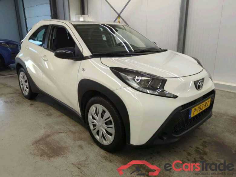 TOYOTA Aygo X 1.0 VVT-i MT Play #5