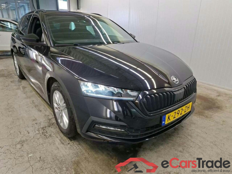 SKODA Octavia Combi 1.0 e-TSI Sport Bns #5