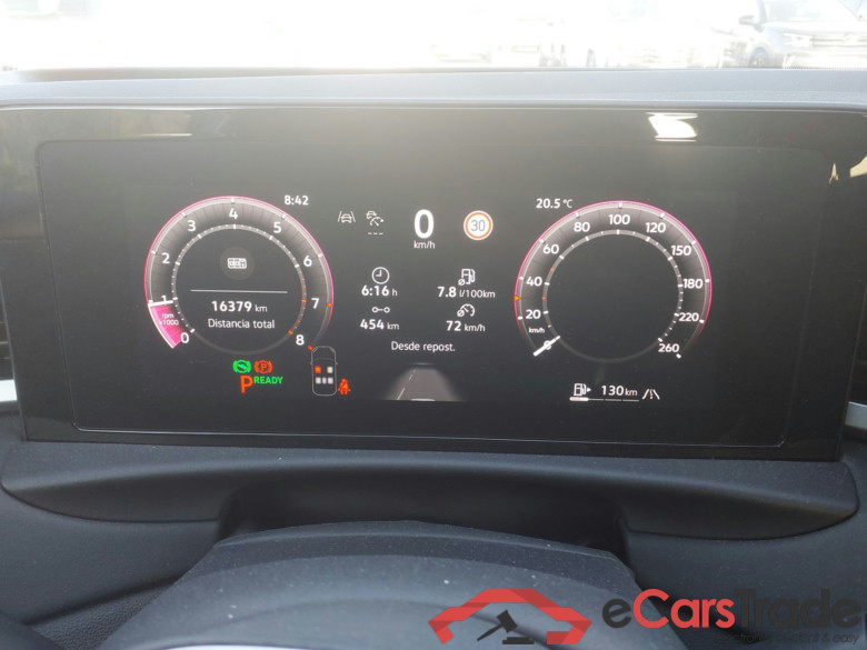 VOLKSWAGEN T-Roc 1.0 TSI 110kW (150CV) DSG7 R-Line(Winterpack) #4