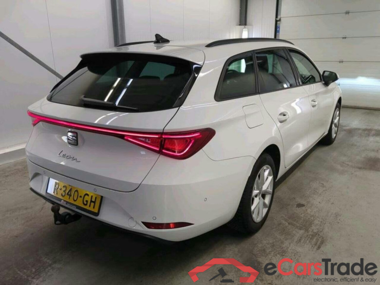 SEAT Leon Sportstourer 1.0 TSI StyleBns Int #2