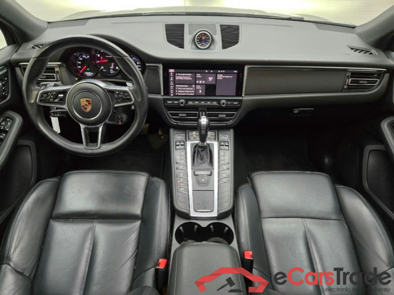 PORSCHE Macan 2.0 #6