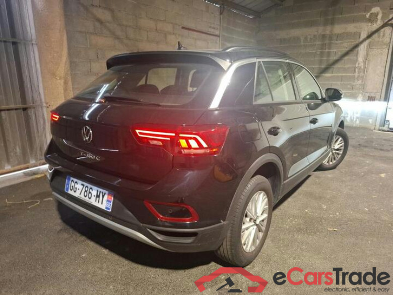 Volkswagen T-Roc 1.5 TSI 150Hp Life Aut. LED-Matrix Virtual ACC Navi KeylessGo Camera Klima PDC ... #3