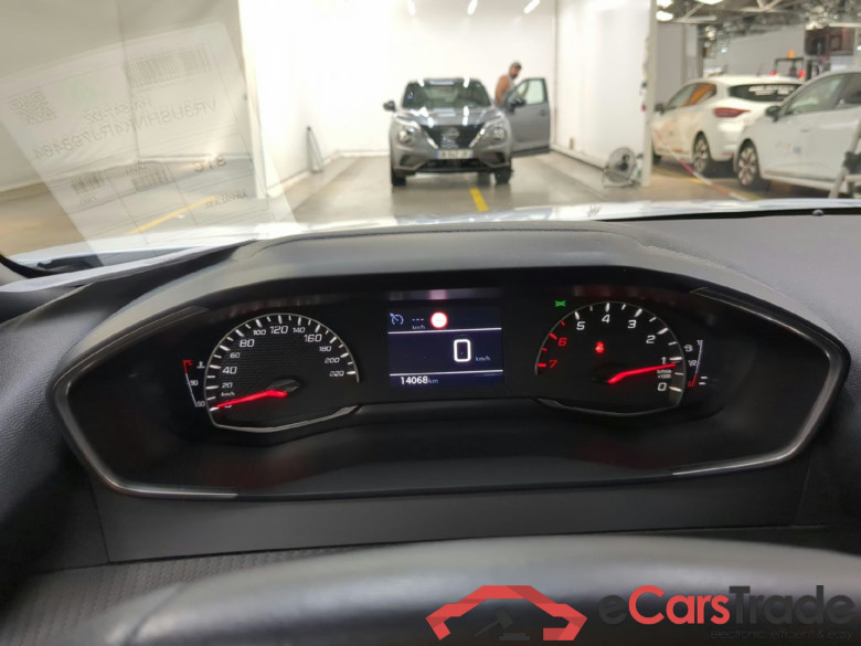 2008 Active 1.2 PureTech 100CV BVM6 6E #6