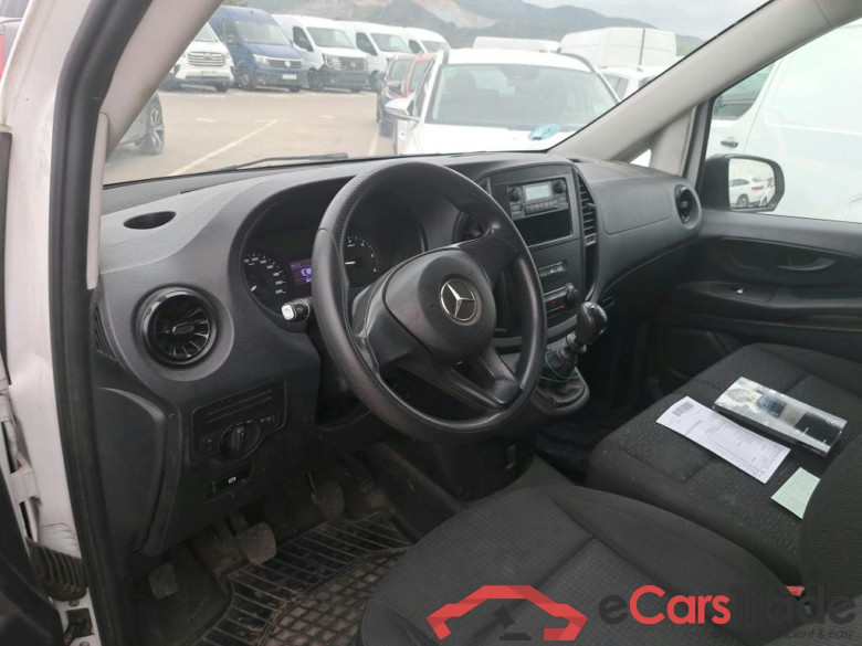 MERCEDES-BENZ Vito / 2014 / 4P / furgón 114CDI TD 100kW furgón Pro compacta #3