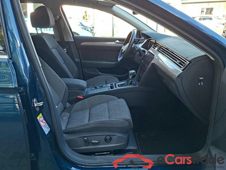 Volkswagen Passat  #3