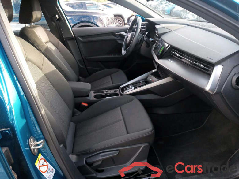 AUDI A3 / 2020 / 5P / berlina con portón Sportback 30 TDI 85kW (116CV) S tronic #6