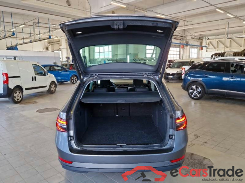 SKODA SUPERB WAGON / 2019 / 5P / STATION WAGON 1.4 TSI PLUG-IN HYBRYD EXECUTIVE DSG #5