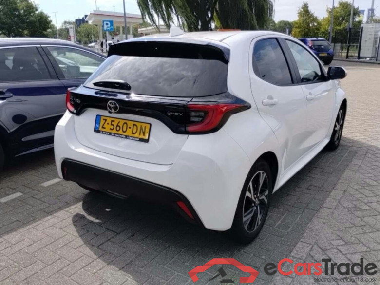 TOYOTA YARIS 1.5 Hybrid 115 First Edition #4