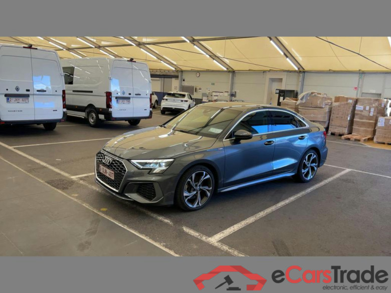 AUDI A3 Sedan A3 35 TFSI S line S tronic