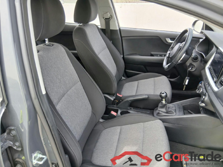 KIA Stonic / 2017 / 5P / todoterreno 1.2 DPi 62kW (84CV) Concept Plus(SL)(SP) #6