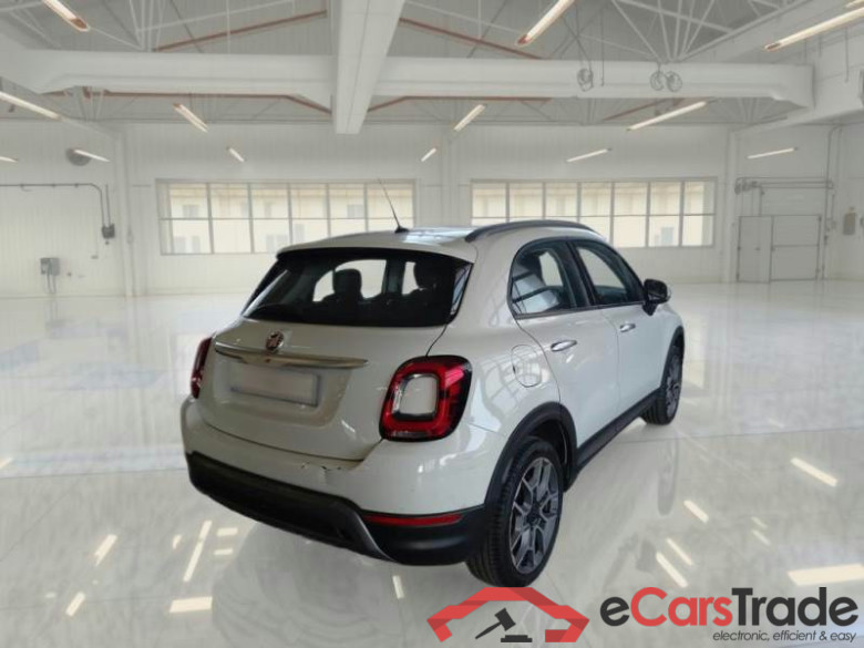 FIAT 500X / 2018 / 5P / CROSSOVER 1.3 T4 150CV DCT E6D CROSS #2