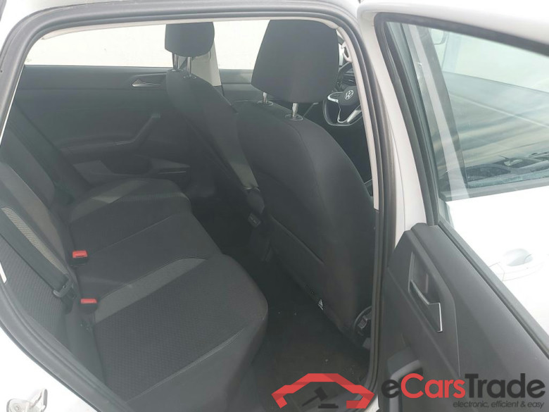 VOLKSWAGEN Polo / 2021 / 5P / berlina con portón Life 1.0 TSI 70kW (95CV) #6