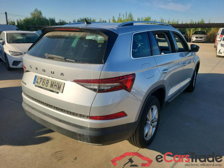 SKODA Kodiaq / 2021 / 5P / todoterreno 2.0 TDI 110KW (150cv) DSG 4x2 Ambition #2
