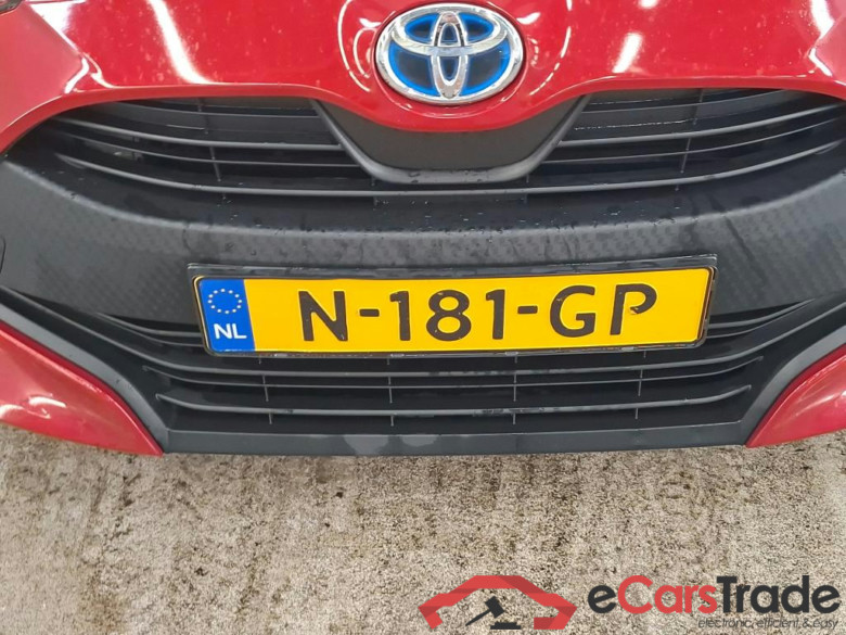 Toyota Yaris Hybrid 115 Active 5d #5