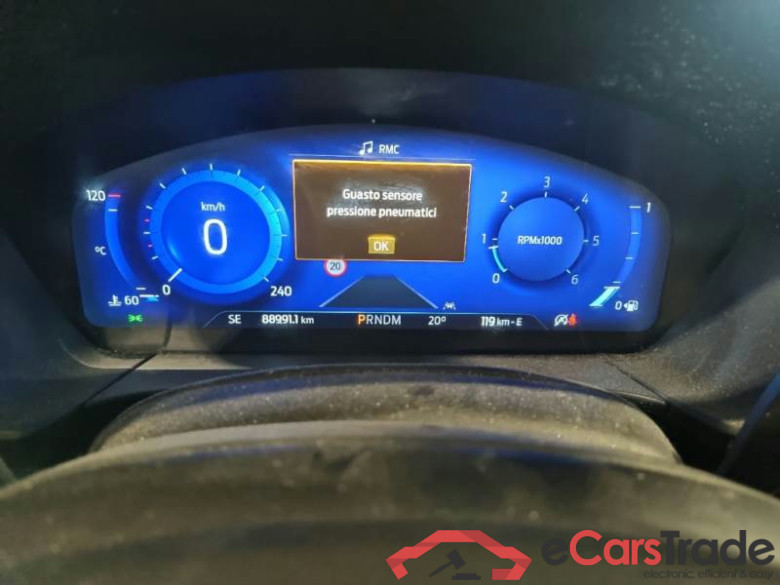 FORD KUGA / 2019 / 5P / SUV 1.5 ECOBLUE 120CV 2WD ST-LINE AUTO #4