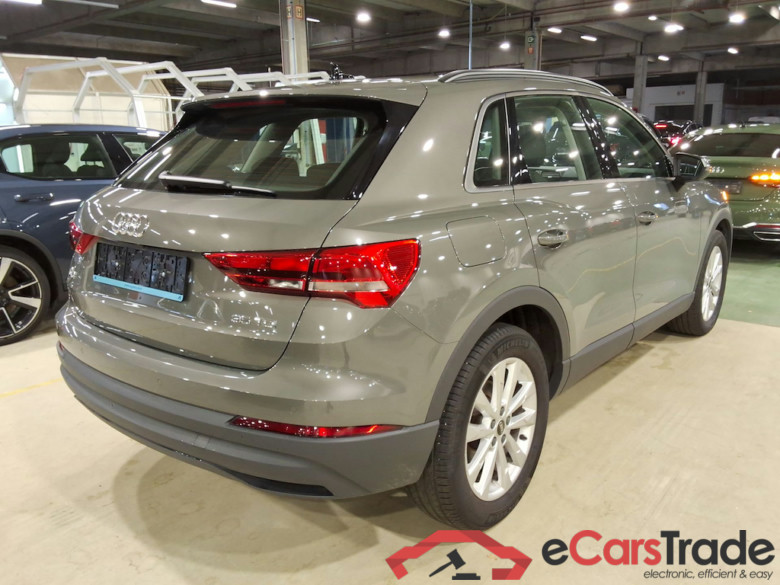 AUDI Q3 2.0 35 TDI S TRONIC BUS. ED. ATTRACTION #4