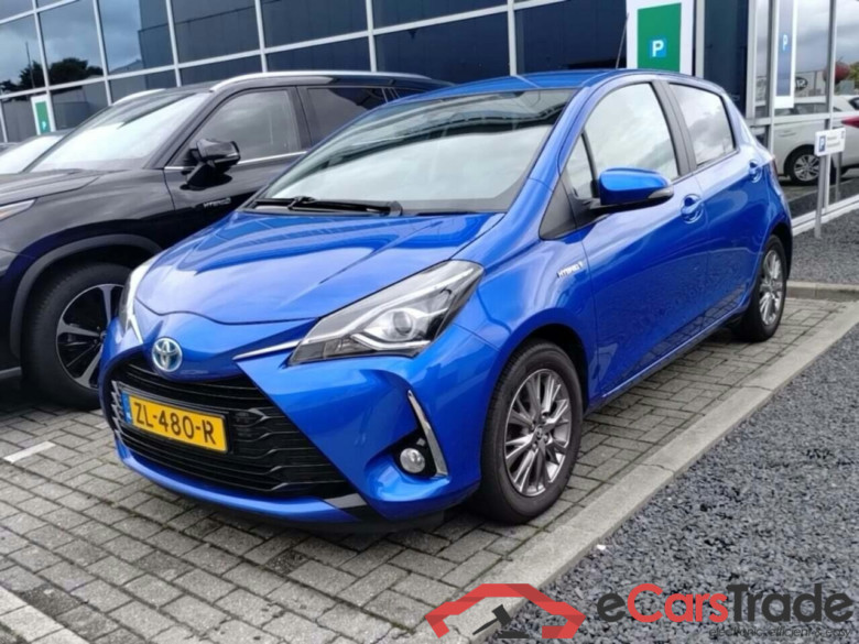 TOYOTA YARIS 1.5 Hybrid Dynamic #1
