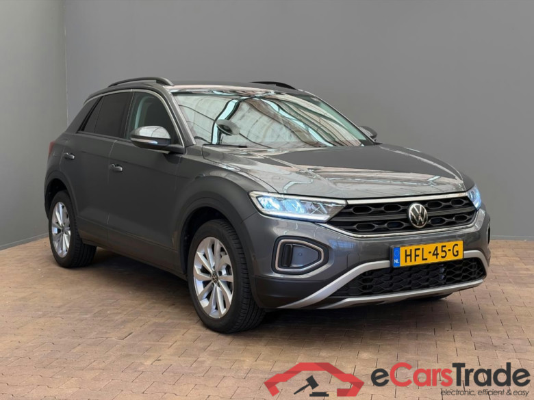 VOLKSWAGEN T-Roc 1.5 TSI Life Edition #2