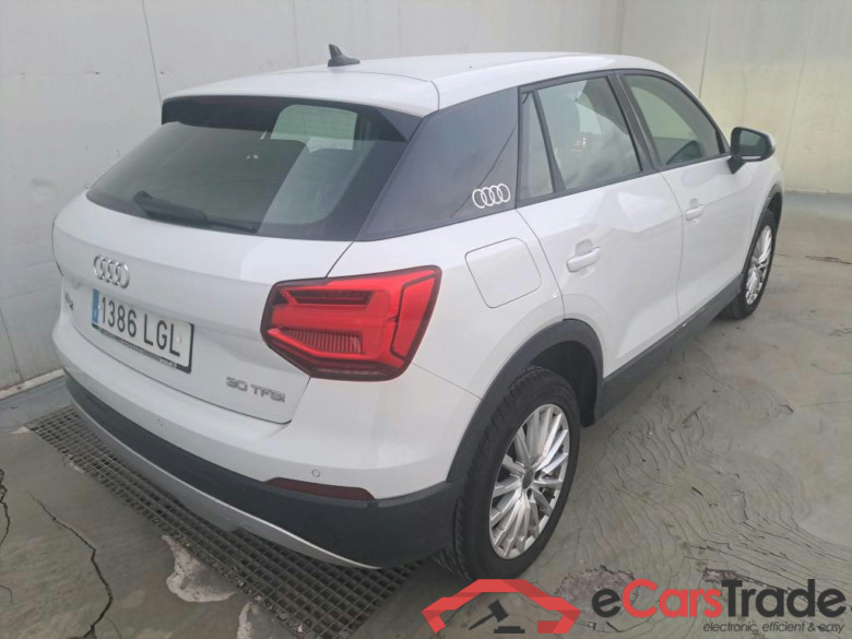 AUDI Q2 / 2016 / 5P / todoterreno Design 30 TFSI 85kW (116CV) (AC) #2