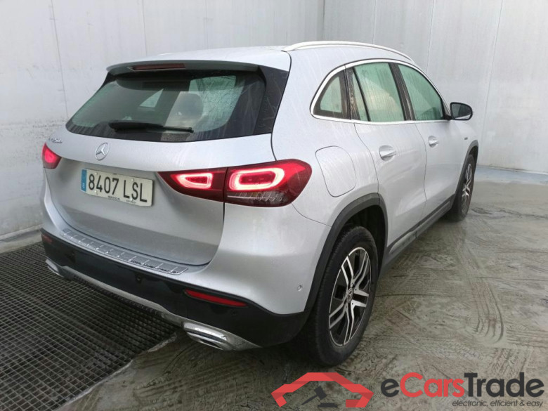 MERCEDES-BENZ GLA / 2020 / 5P / todoterreno GLA 250 e #2