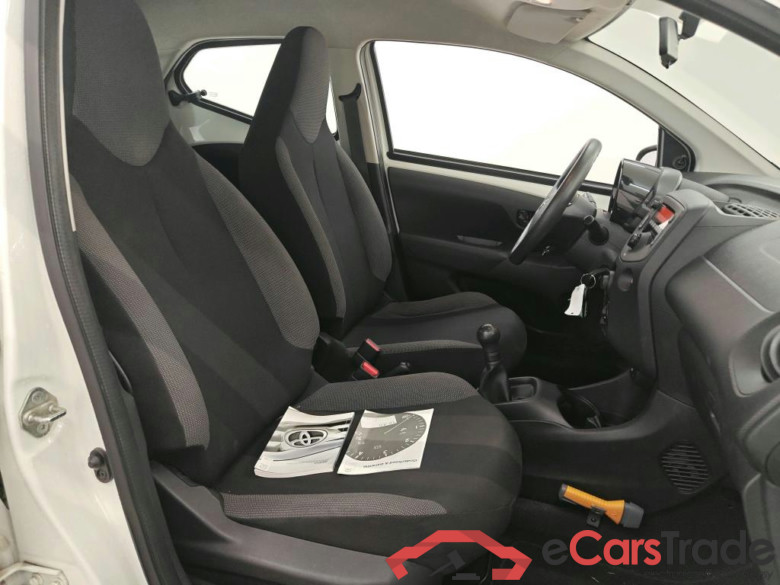 Toyota AYGO 1.0 VVT-i x-fun 5d #3