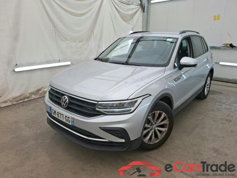 VOLKSWAGEN Tiguan / 2020 / 5P / SUV 1.4 eHybrid 245 DSG6 Life Business #1