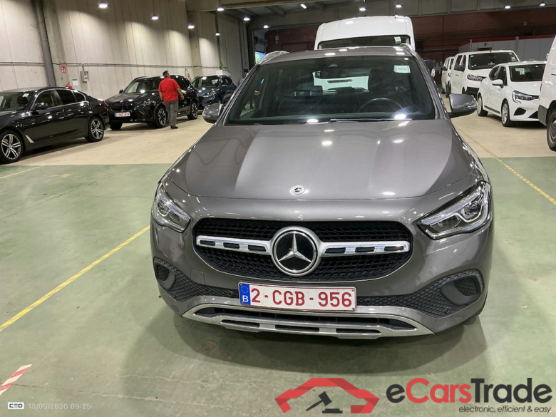 MERCEDES-BENZ GLA 2.0 GLA 180 D DCT BUSINESS SOLUTION #2