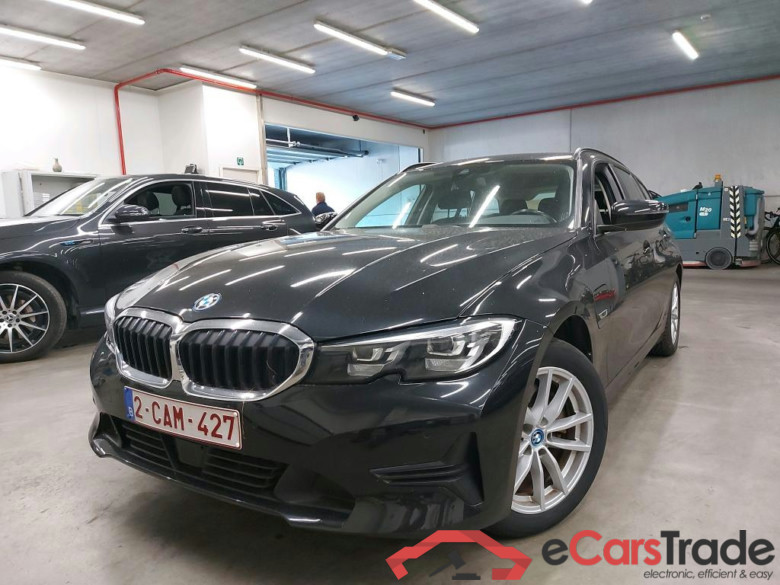 BMW - BMW 3 TOURING 320e 204PK Business Edition & Pack Business Plus With Heated Seats & Active Cruise Control & Electric Trailer Hook  * HYBRID *