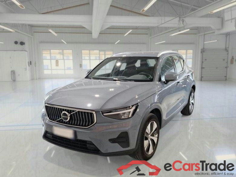 VOLVO XC40 / 2021 / 5P / SUV T4 Recharge Plug-in auto Plus Bright