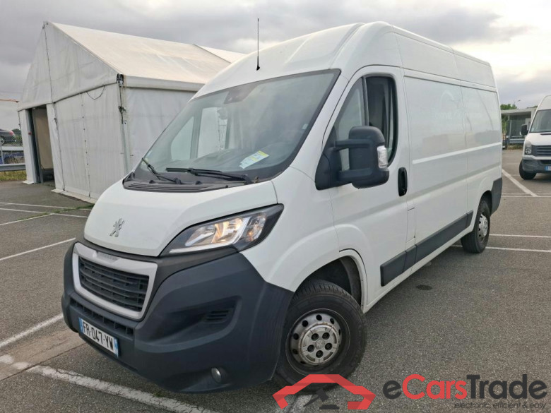 PEUGEOT Boxer 2014 4P Fourgon tôlé BlueHDi 120 ASPHALT 333 L2H2 #1