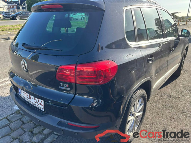 VOLKSWAGEN Tiguan Sport & Style 2.0 TDI BlueMotion Technology 81 kW (110 ch) 6 vitesses manuel #4